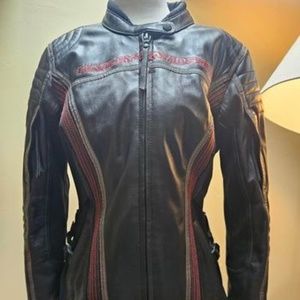 Harley Davidson Leather jacket in Excellent condition- size Medium
